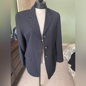 Amanda Fielding basic black blazer